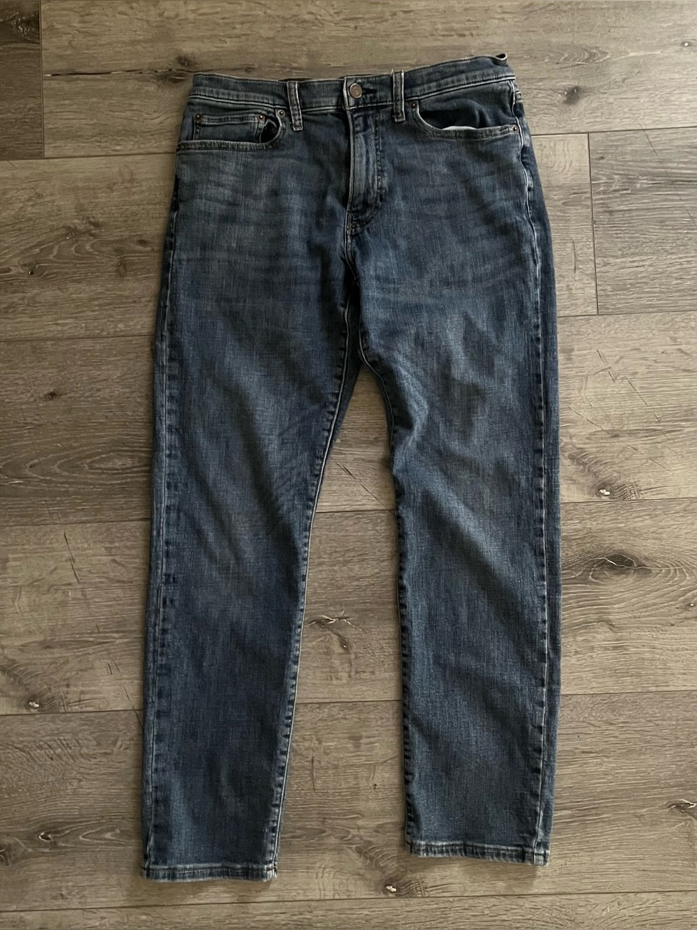 Lucky Brand 121 Slim Straight Jeans